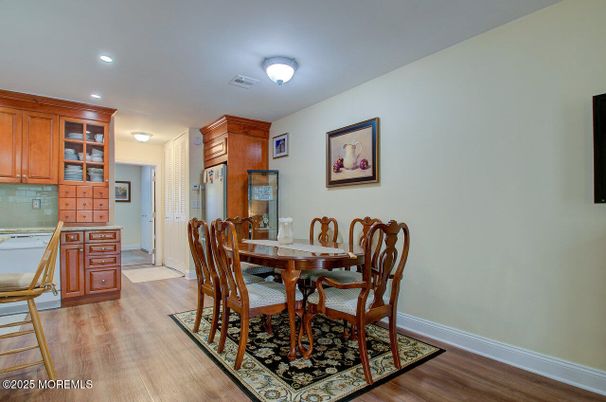 Dining room, Interior, Kitchen, Recessed Lighting, Wood Texture Flooring