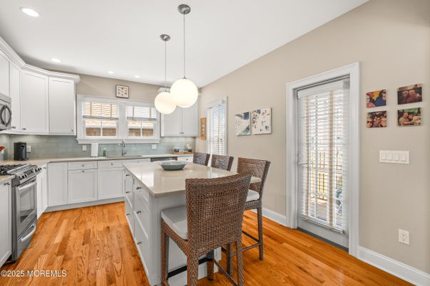 Interior, Kitchen, Pendant Lights, Recessed Lighting, Wood Texture Flooring