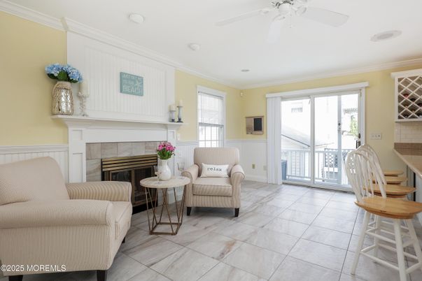 Fireplace, Interior, Living room