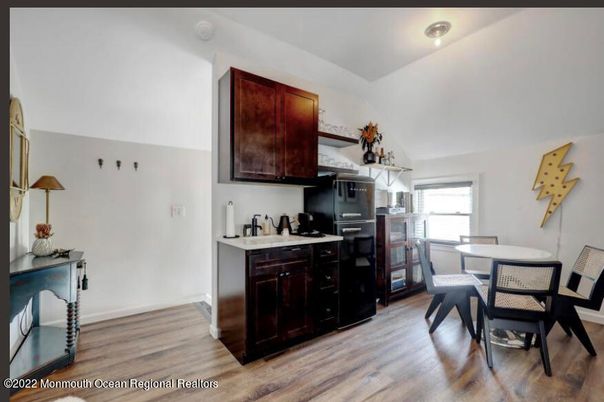 Dining room, Interior, Kitchen, Stainless Steel Appliances, Wood Texture Flooring