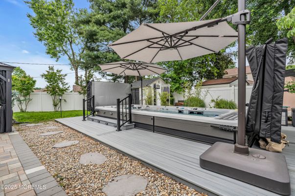 Exterior, Hot Tub
