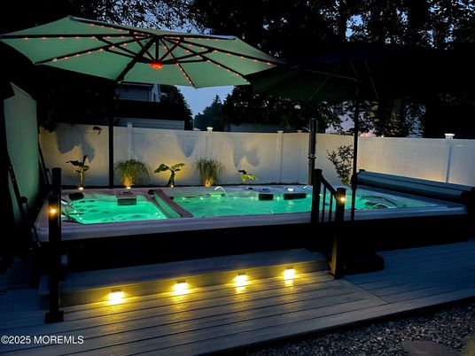 Exterior, Hot Tub, Pool