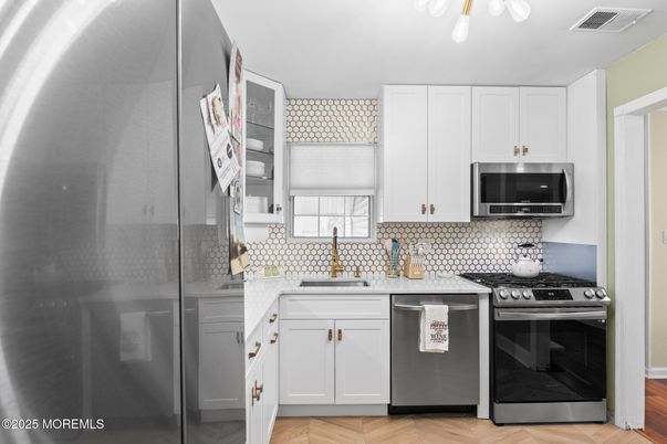 Interior, Kitchen, Stainless Steel Appliances, Wood Texture Flooring