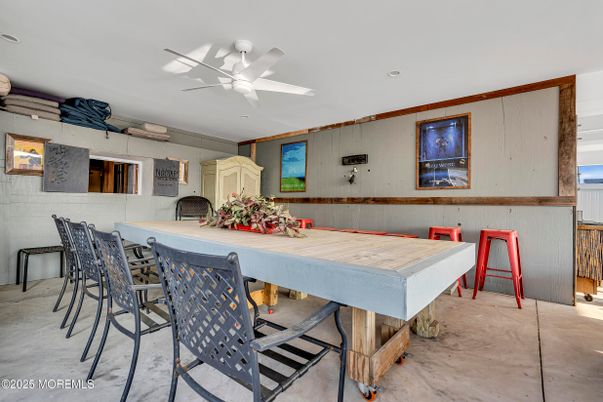 Dining room, Interior, Recessed Lighting