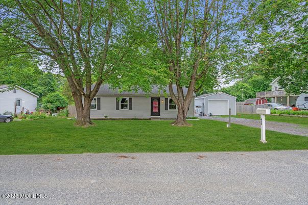 Backyard, Detached Garage, Exterior