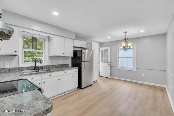 Chandelier, Interior, Kitchen, Recessed Lighting, Wood Texture Flooring