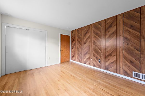 Empty room, Interior, Wood Texture Flooring, Wooden Walls
