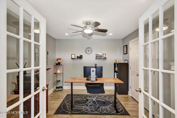 Home Office, Interior, Recessed Lighting, Wood Texture Flooring