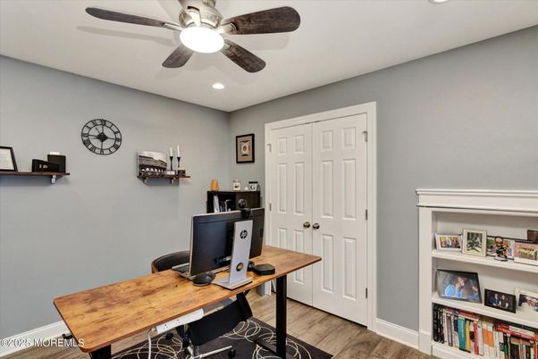 Home Office, Interior, Recessed Lighting, Wood Texture Flooring