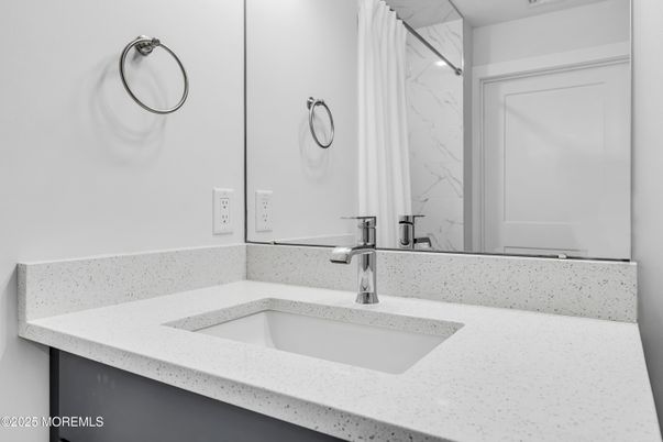 Bathroom, Interior, Marble Walls