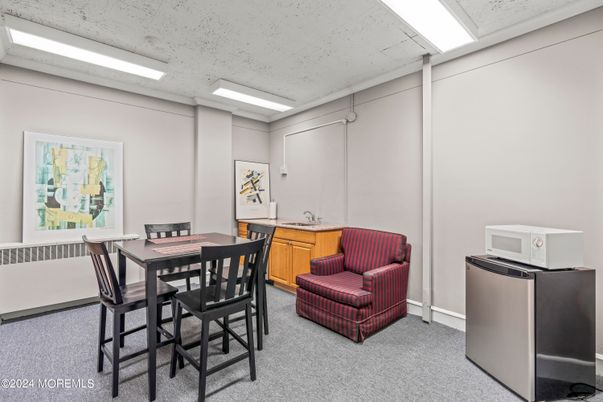 Dining room, Interior, Recessed Lighting