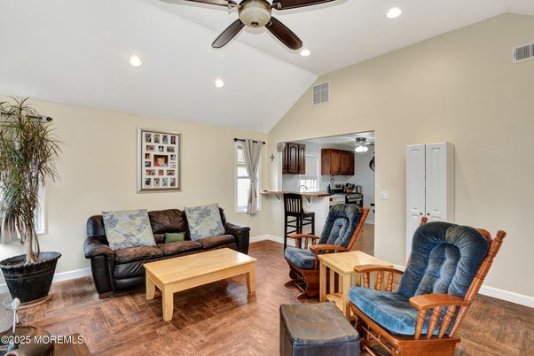 Interior, Recessed Lighting, Wood Texture Flooring
