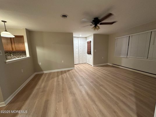 Empty room, Interior, Pendant Lights, Wood Texture Flooring