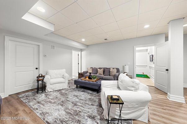 Interior, Living room, Recessed Lighting, Wood Texture Flooring