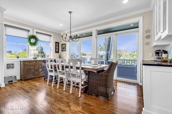 Chandelier, Dining room, Interior, Recessed Lighting, Wood Texture Flooring