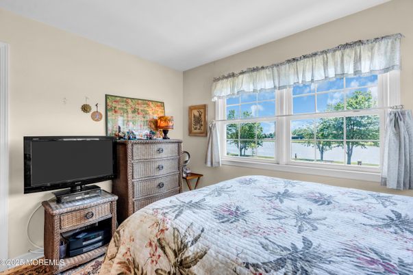 Bedroom, Interior, Water