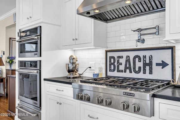 Interior, Kitchen, Stainless Steel Appliances