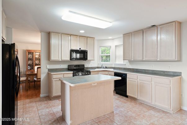 Dining room, Interior, Kitchen, Recessed Lighting, Wood Texture Flooring