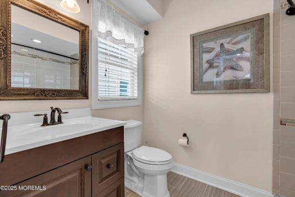 Bathroom, Interior, Recessed Lighting, Wood Texture Flooring