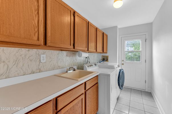 Interior, Washer