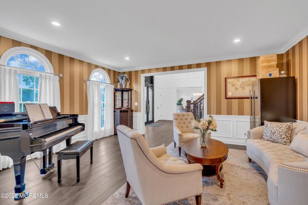 Interior, Living room, Piano, Recessed Lighting, Wood Texture Flooring