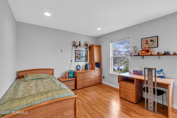 Bedroom, Home Office, Interior, Recessed Lighting, Wood Texture Flooring