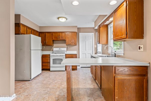 Interior, Kitchen, Recessed Lighting