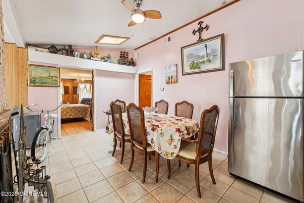 Bedroom, Dining room, Interior, Kitchen