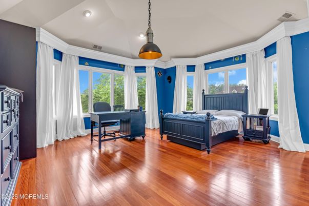 Bedroom, Home Office, Interior, Pendant Lights, Wood Texture Flooring