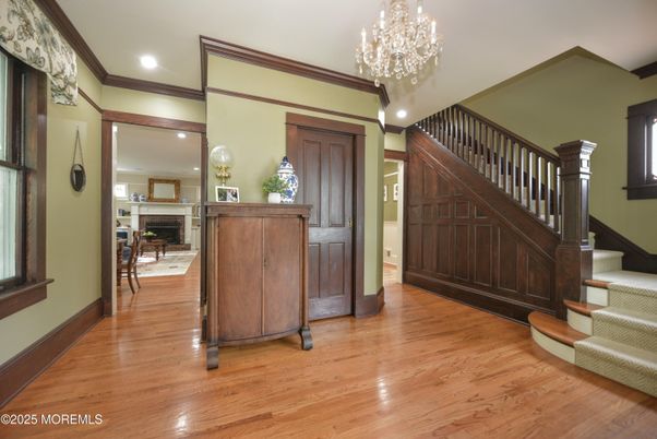 Chandelier, Fireplace, Interior, Recessed Lighting, Wood Texture Flooring