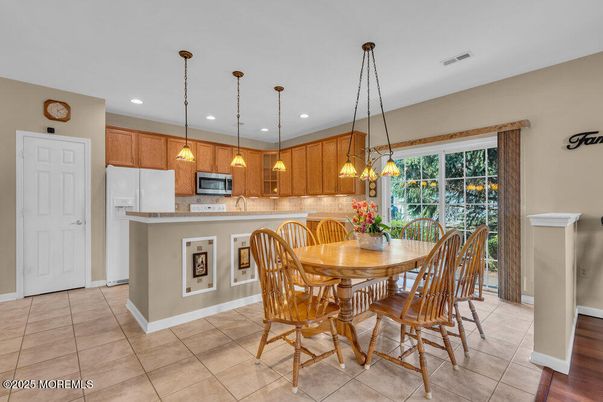 Dining room, Interior, Kitchen, Pendant Lights, Recessed Lighting