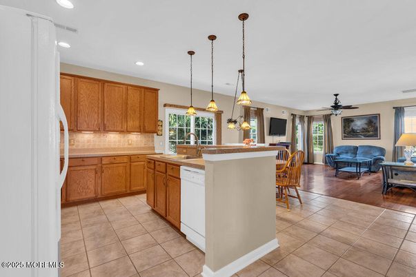 Dining room, Interior, Kitchen, Living room, Pendant Lights, Recessed Lighting, Wood Texture Flooring