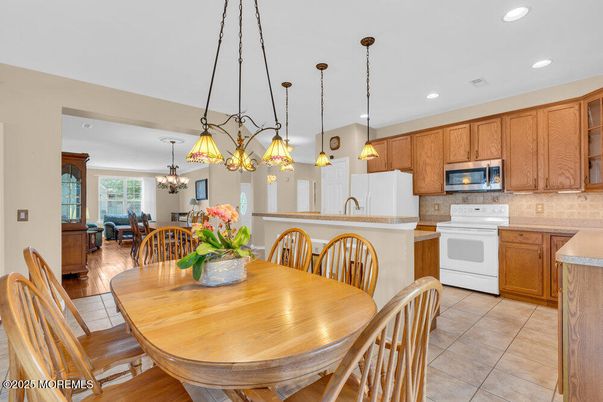 Dining room, Interior, Kitchen, Pendant Lights, Recessed Lighting