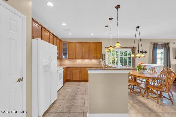 Dining room, Interior, Kitchen, Pendant Lights, Recessed Lighting
