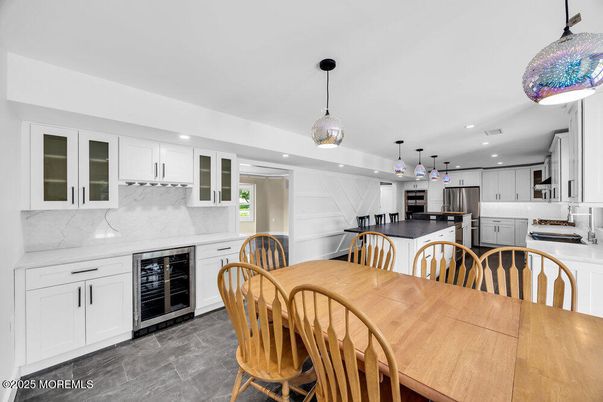 Dining room, Interior, Kitchen, Pendant Lights, Recessed Lighting, Stainless Steel Appliances