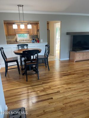 Dining room, Interior, Kitchen, Pendant Lights, Wood Texture Flooring