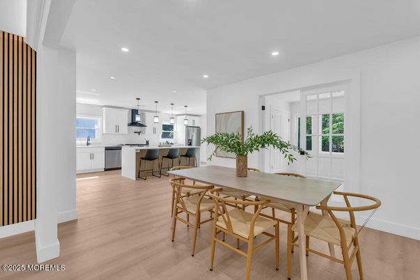 Dining room, Interior, Kitchen, Pendant Lights, Recessed Lighting, Wood Texture Flooring
