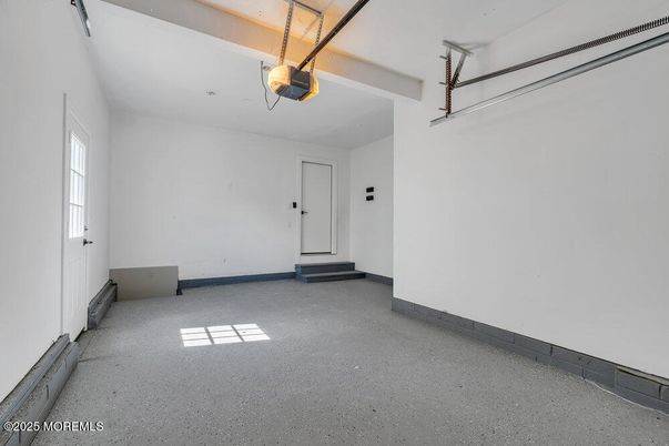 Garage, Interior