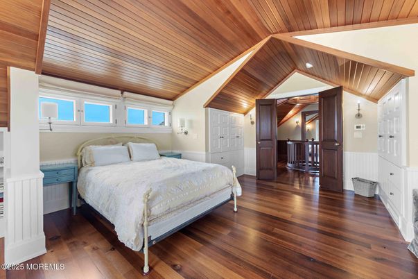 Bedroom, Interior, Wooden Ceilings, Wood Texture Flooring