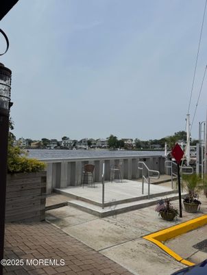 Exterior, Water