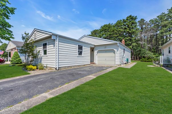 Backyard, Detached Garage, Exterior