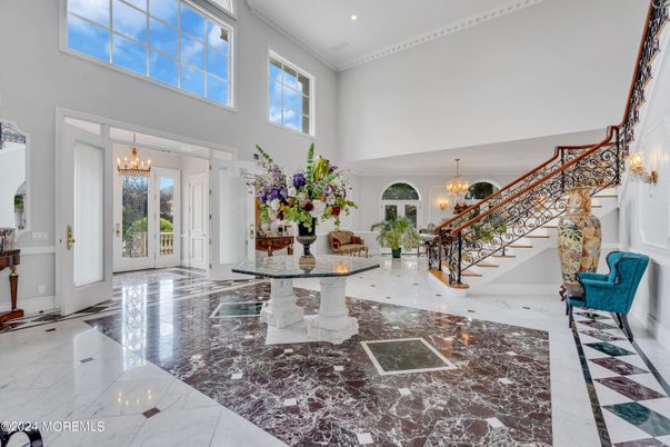 Chandelier, Interior, Marble, Recessed Lighting