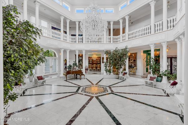 Chandelier, Interior, Marble