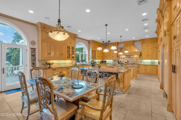 Dining room, Interior, Kitchen, Pendant Lights, Recessed Lighting