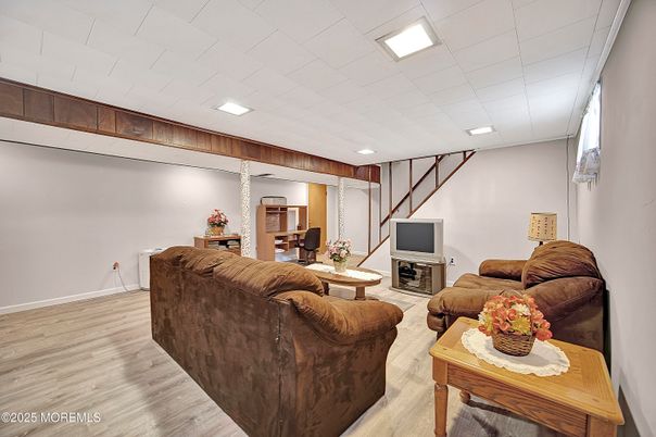 Dining room, Interior, Living room, Recessed Lighting, Wood Texture Flooring