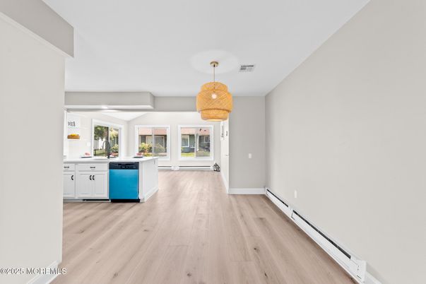 Chandelier, Interior, Kitchen, Wood Texture Flooring