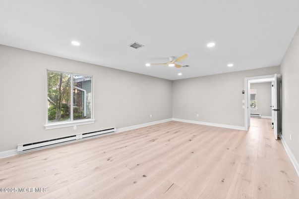 Empty room, Interior, Recessed Lighting, Wood Texture Flooring