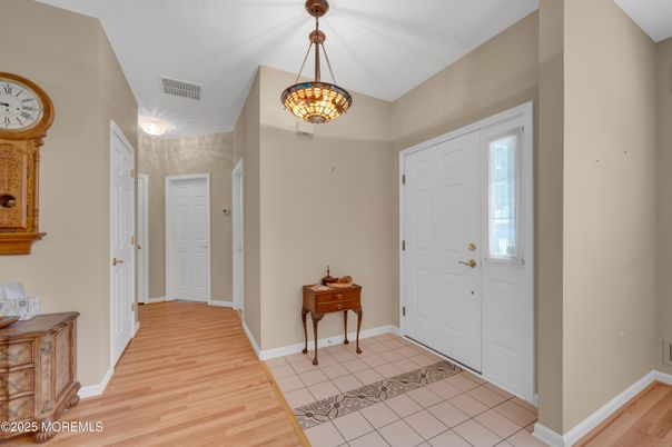 Interior, Pendant Lights, Wood Texture Flooring