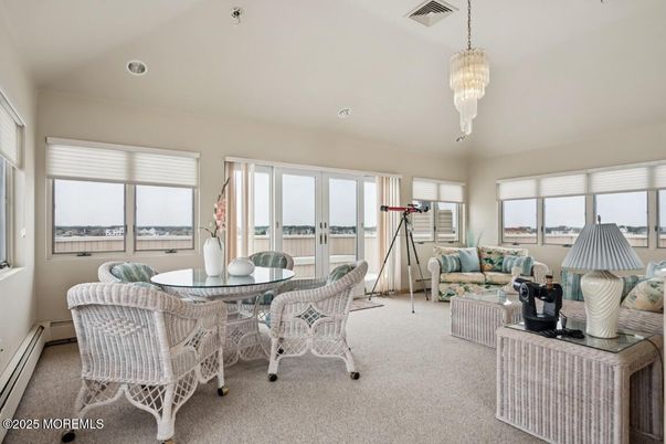 Chandelier, Dining room, Interior, Living room, Recessed Lighting