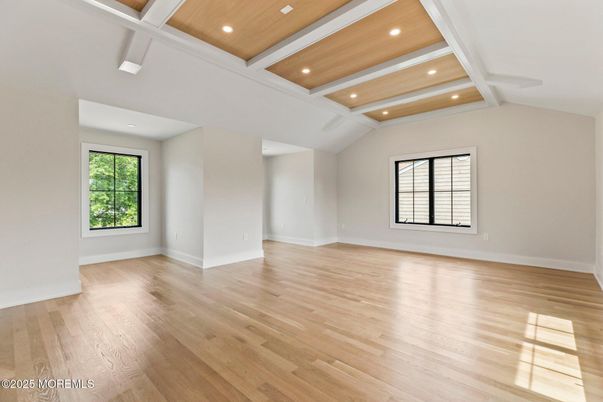 Empty room, Interior, Recessed Lighting, Wooden Ceilings, Wood Texture Flooring